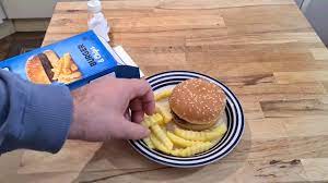 Heat Me Eat Me Microwave Burger And Chips Youtube
