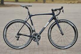 gios tornado 新鮮な驚きに満ちた 伝統ブランドのフルカーボンバイク cyclist 自転車 カーボン バイク