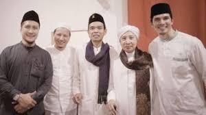 Bernama lengkap abdul somad batubara, lc., d.e.s.a. Co3ia0am 1ca M