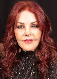 Priscilla Presley — Wikipédia