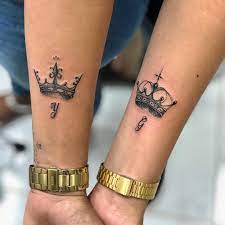 Arte Gara Estudio De Tatuajes En Instagram Crownstattoo Crown Crownsup Crowntattoo Ink Couple Tattoos Matching Tattoos Matching Couple Tattoos