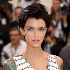 Explore rubys roses1's (@rubysroses1) posts on pholder | see more posts from u/rubysroses1 about u rubys roses1, thick and breeding material. Ruby Rose Batwoman Age Facts Biography