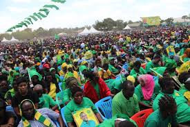 Manesa sanga magufuli ni chaguo letu official video. Rais Dk John Pombe Magufuli Aunguruma Bomang Ombe Hai Wananchi Wasema Magufuli Anastahili Zawadi Ya Kura Full Shangwe Blog