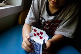 If you angle the card correctly towards the audience, it will appear as if the card is floating. Sparkle Craft Simple Magic Tricks Sparkle Stories