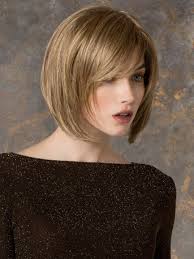 Short haircuts look great on girls of all ages, but many find their styling options limited. Hairstyle For Small Face Women Hairstylo Cabelo Cabelo Curto Cabelo Curto Feminino