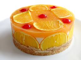 tarifim mevsime uygun bol portakal aromali oldukca hafif hem ekonomik hemde pratik ayrica cokta sik chesscake tarzinda past yiyecek ve icecek pasta yemek