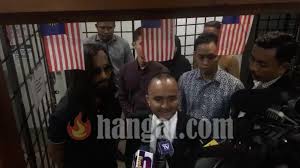 Soffi jikan mengulas kes farid kamil mp3 duration 3:37 size 8.28 mb / mel u0026 anaz 1. Dibebaskan Pesanan Sofi Jikan Pada Farid Kamil
