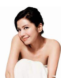 鍾楚紅 鍾楚紅腳踏兩隻船約會高層與潮男 文匯資訊 相似 外人モデル 體育