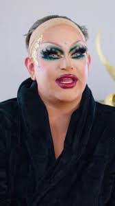 Heather Silman's Instagram, Twitter & Facebook