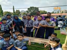 Kertas tuliskan berbagai pekerjaan atau sesuatu gerakerja yang perlu dilakukan oleh pengakap satu patrol menghantar seorang wakil dan dia dikehendaki mencabut satu kertas. Sk Kelibang Suntik Semangat Mowgli Dalam Jiwa Pengakap Murid Sangat Teruja 23 Foto Kedah Gps Bestari