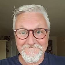 The Adventures of Tintin 16: Destination Moon : Hergé: Amazon.com.be: Books