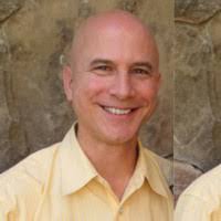 Hanan Cohen's Instagram, Twitter & Facebook