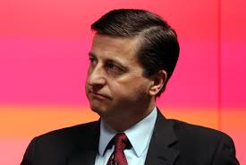 Douglas Alexander claims UK Government credit for Alexander Dennis jobs