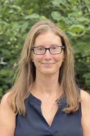 Sarah Kiely's Instagram, Twitter & Facebook