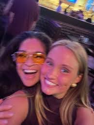 Marilyn Labelle's Instagram, Twitter & Facebook