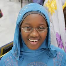 Mobile eye clinic at the gateway to the desert