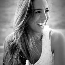 Email Address of @laparrot Instagram Influencer Profile