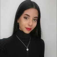 Mari Abrams's Instagram, Twitter & Facebook