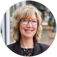 Lynne Brenner's Instagram, Twitter & Facebook