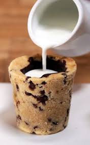 21 Recettes De Desserts De Noel Irresistibles A Servir Pour Noel Chocolate Chip Cookie Cups Desserts Food