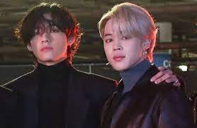 Within bts, it's no secret between the members themselves and army (fans of bts) that jimin is very close to bts v (real name kim taehyung). Bts Members Jimin And V Graduate From Global Cyber University Actresses Desires