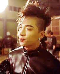 Mit big bang erlebte taeyang viele erfolge und die band zählt nach wie . Big Bang Kpop Taeyang Gif Find On Gifer