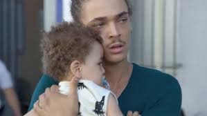 Welcome bienvenue sur ton nouveau forum sur plus belle la vie. Emma Part En Prison Et Victor Embrasse Antoine Et Rochat Les Surprend Plus Belle La Vie 28 09 2018 Nouveautes Tele Com