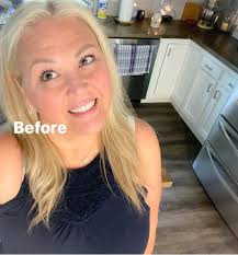 Anybody experienced hair thinning while doing keto?? My hair used to be  extremely thick .