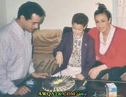 البشير عبدو، ديانته، مسلم أم مسيحي، وسني أم شيعي، هو زوج الفنانة نزهة الركراكي ، شقيقة الفنانة فاطمة الركراكي، ووالد كل من سعد لمجرد ، وعلي لمجرد، وأشهر أغانيه أغنية وأنت دايز، جنسيته، تاريخ ميلاده، محل ميلاده، برجه. Ø§Ù„Ø¨Ø´ÙŠØ± Ø¹Ø¨Ø¯Ùˆ Ø¯ÙŠØ§Ù†ØªÙ‡ Ø¹Ù…Ø±Ù‡ Ø²ÙˆØ¬ØªÙ‡ Ù…Ø¹Ù„ÙˆÙ…Ø§Øª Ø¹Ù†Ù‡ ÙˆØµÙˆØ±