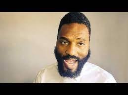 Moyo Wills's Instagram, Twitter & Facebook