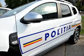 La locul accidentului a ajuns şi o ambulanţă, însă medicii nu au mai putut face nimic. O MasinÄƒ De PoliÅ£ie ImplicatÄƒ Intr Un Accident In Drobeta Turnu Severin Soferul A Fost Dus La Spital