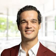 Albert Porta's Instagram, Twitter & Facebook