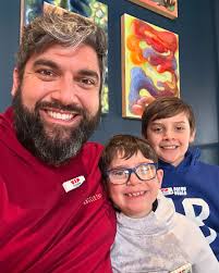 𝔹𝕣𝕚𝕔𝕜 𝕌𝕟𝕚𝕧𝕖𝕣𝕤𝕖 𝕂𝕟𝕠𝕩𝕧𝕚𝕝𝕝𝕖 🧱 Our first ever LEGO  convention was…interesting. Definitely a completely different vibe from  what I know with Card Shows, but still very cool in its own right. There  were