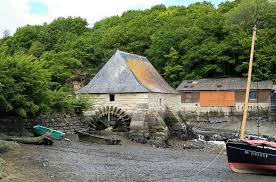 Moulin A Maree A La Guillaubene Le Moulin Bretagne Maree