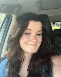 Anna Herring's Instagram, Twitter & Facebook