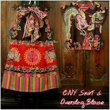 Model baju dari kain jarik gendong. 10 Ide Baju Kain Jarik Gendong Busana Batik Selendang Batik