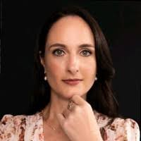 Cathy Mcmurtrie's Instagram, Twitter & Facebook