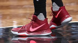 Kyrie irving pays tribute to kobe bryant with the 'mamba mentality' colorway of the nike kyrie 3. Kyrie Irving Signature Sneakers Ranking Every Release From The Line Sports Illustrated