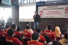 Hal ini wajar, mengingat jam operasional di kampus negeri sudah ditentukan. Komunitas Bukalapak Kopdar Bahas Layanan Kirim Paket Lewat Alfamart