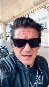 Hello my SteelHeart family! I just got off the plane, it’s early am in  Chicago. Last night was an amazing show in Newtown, NC. Love to everyone  who was there in a sold out packed to the gills theatre. ...