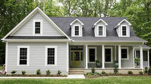 Farmhouse style floor plans, designs & blueprints. American Farmhouse Vs Modern Farmhouse What S The Difference
