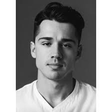 Brandon Sage's Instagram, Twitter & Facebook