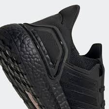 This offering of the ultra boost features a black primeknit upper with matching. Ultraboost 20 Herrenschuh In Schwarz Adidas Deutschland