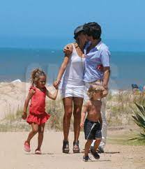 Blanca vicuña ardohain falleció el 8 de si bien no son más pareja y si separación fue bastante tormentosa (entre acusaciones de infidelidad), benjamín vicuña y pampita, carolina ardohain. Cinco Anos Sin Blanca La Hija De Pampita Ardohain Y Benjamin Vicuna Una Estrella Que Ilumina A Ambos Lados De La Cordillera Infobae