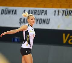 Gizem Orge - Free pics, galleries & more at Babepedia