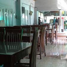 Bagaimana tidak, warung makan itu memberikan promo makan gratis khusus yang membawa istri semenjak promo yang dia tawarkan viral di dunia maya, warung makan rawon surabaya bu marie. Warung Makan Catering Cita Rasa Papar Home Facebook