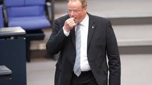 Minister niebel vor einer seiner dienstlichen reisen mit der flugbereitschaft der. Teppichhandel Im Bundestag Die Kleinlaute Verteidigung Eines Angriffsspielers Politik Stuttgarter Zeitung