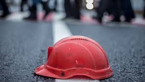 Основою, на якій почав розвиватися шахтарський червоноград, стали розвідані поклади кам. Shahtari Lvivvugillya Dosi Ne Otrimali Obicyanoyi Vid Zelenskogo Zarplatni