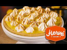 recette facile de la tarte au citron meringuee hervecuisine com tarte au citron recette facile recette tarte au citron