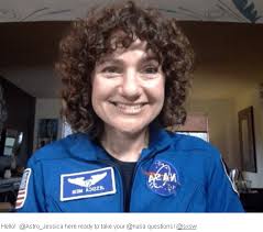 Jessica ulrika meir is an american nasa astronaut, marine biologist, and physiologist. Now Astronaut Jessica Meir Taking Your Q 039 S During Tumblr Answer Time Nasa Astronauts Scoopnest